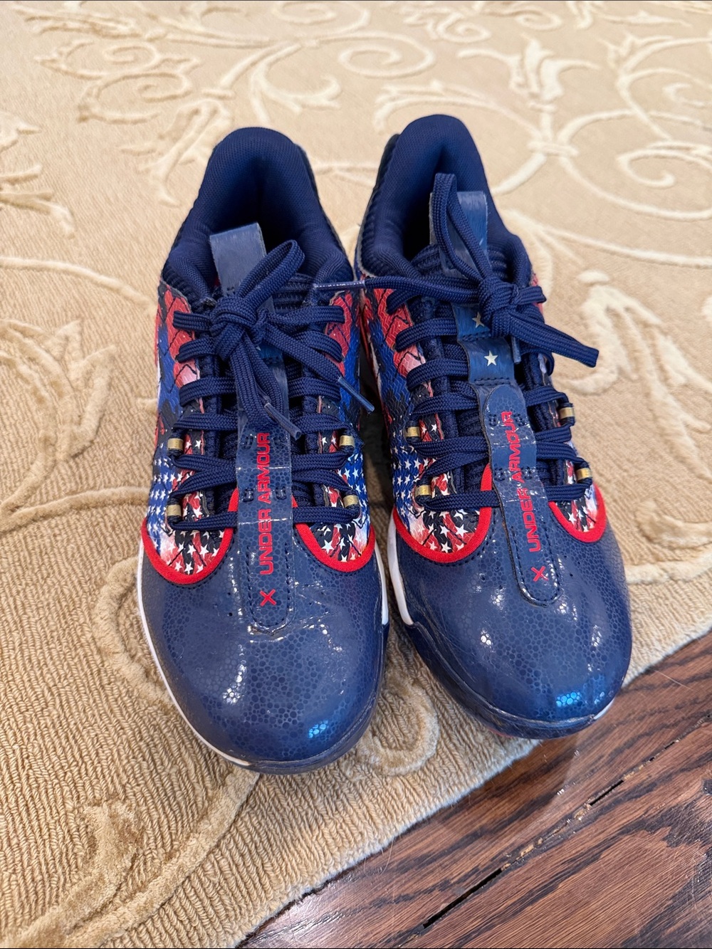 Under Armour Boys Navy Red and White Star-Accent Cleats - Size 5.5